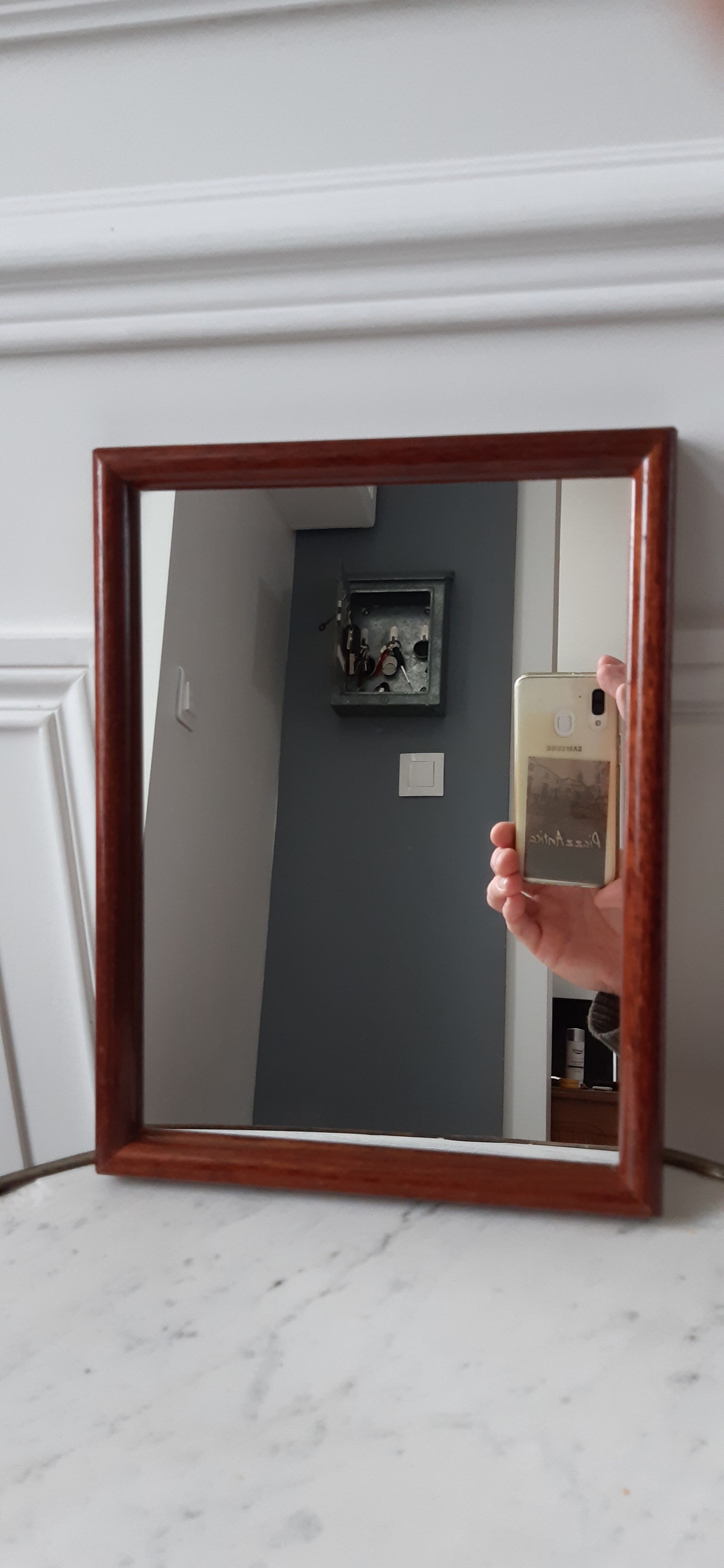 Varnished wooden mirror to install or hang 20x26cm