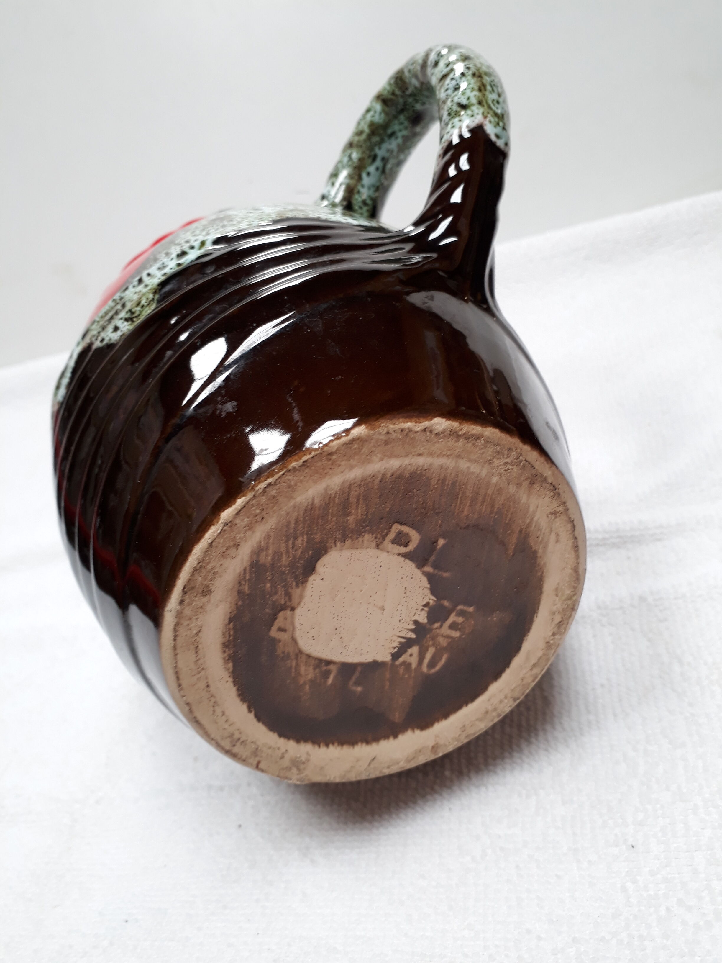 Pitcher 1l years 50/60