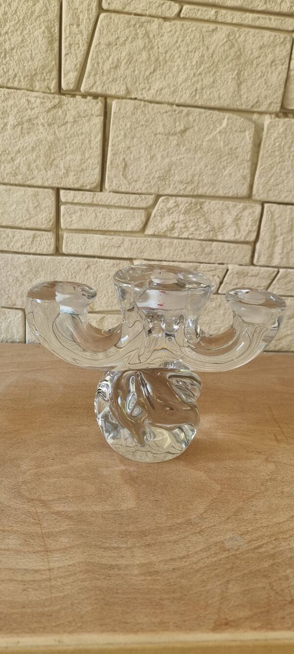 Paire de chandeliers en cristal signés Daum croix de Lorraine France