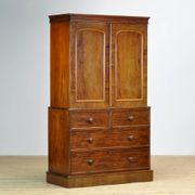 Cabinet en acajou victorien, vers 1860