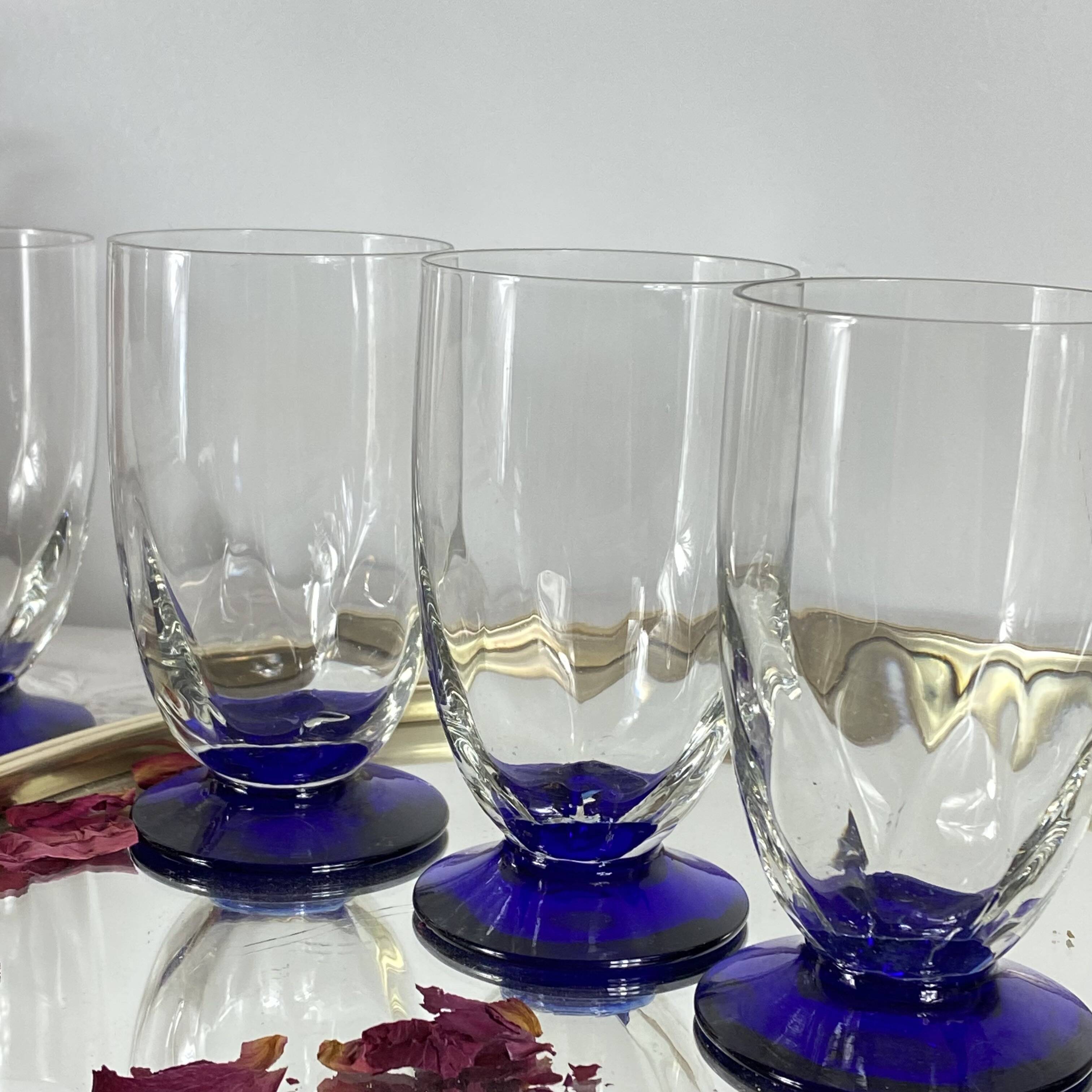6 Art Deco glasses with blue stems, 16 cl.