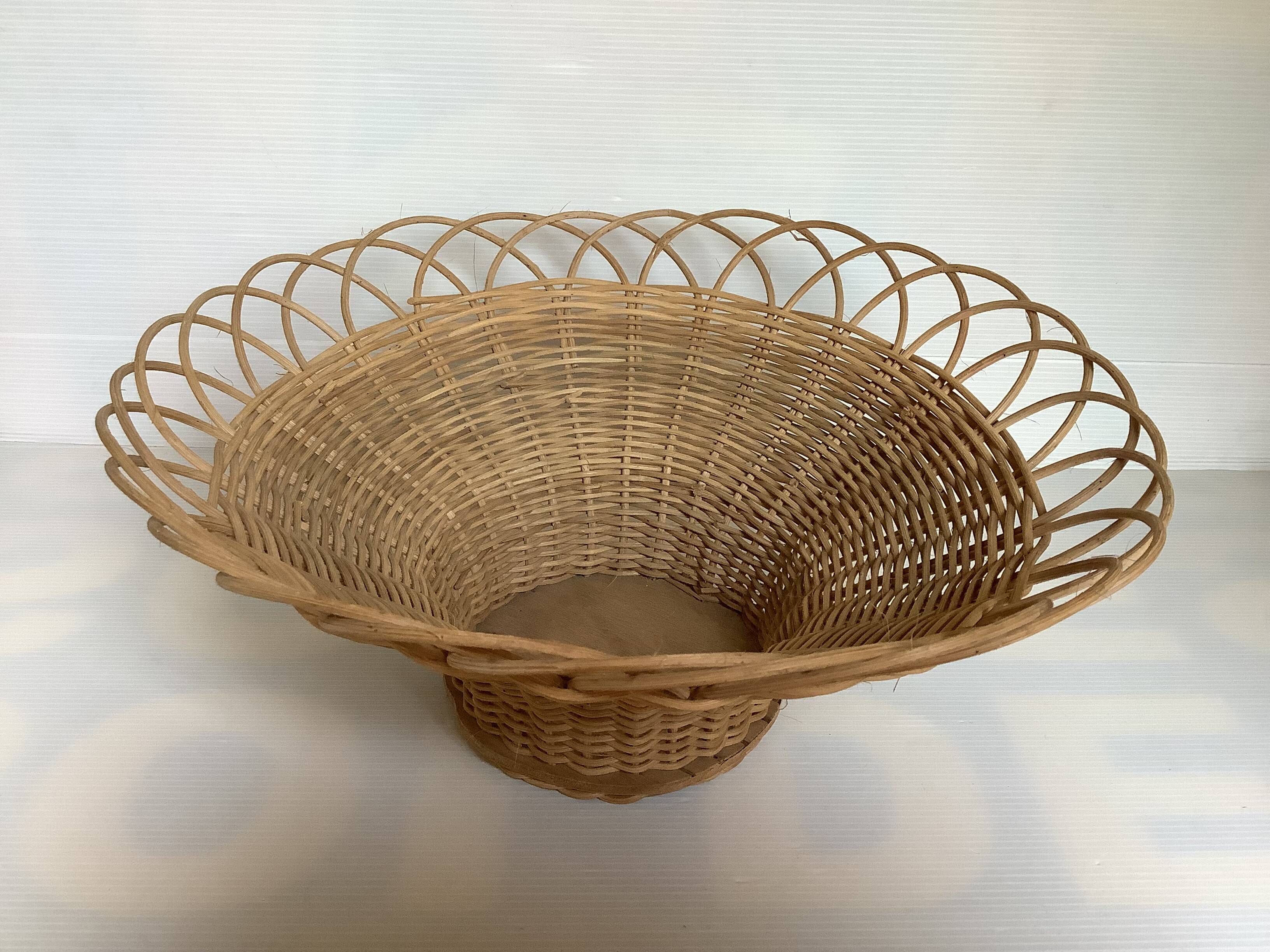 Large wicker rattan sun basket