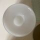 Vase corole verre blanc opalin Pia Amsell pour Ikea