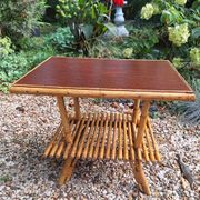 Table d'appoint rotin