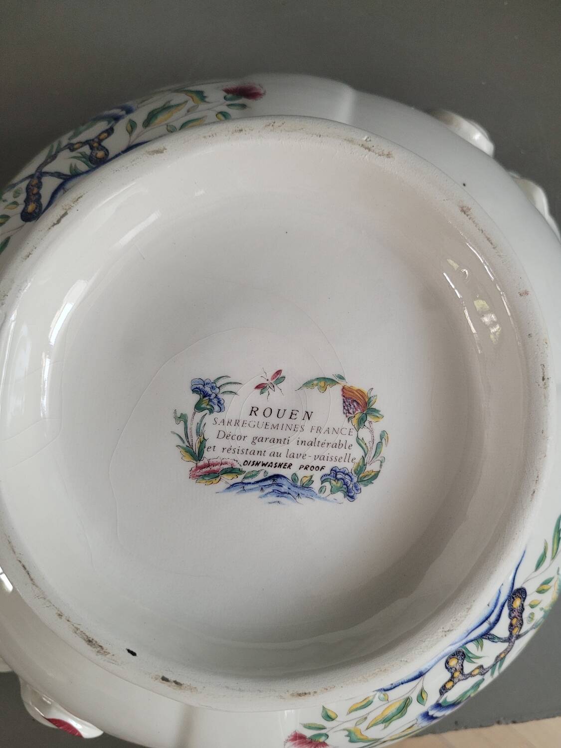 Sarreguemines glazed earthenware soup tureen, Rouen model - dishwasher safe