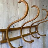 Patère en bois courbé