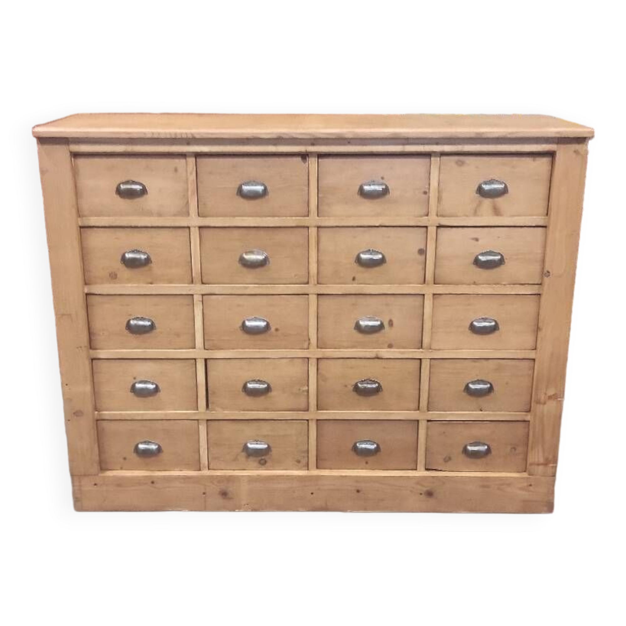 Seed trader's furniture with 20 fir drawers
