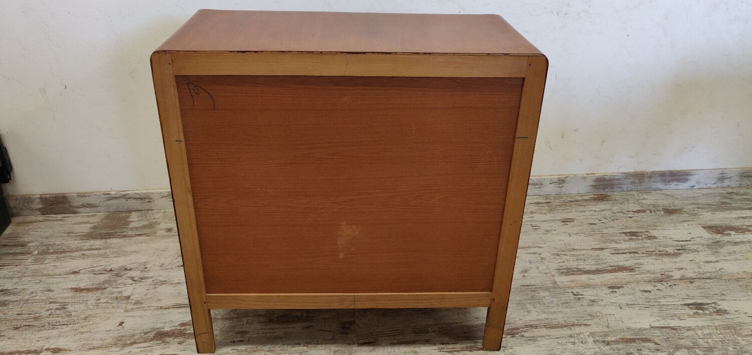 Scandinavian chest of drawers