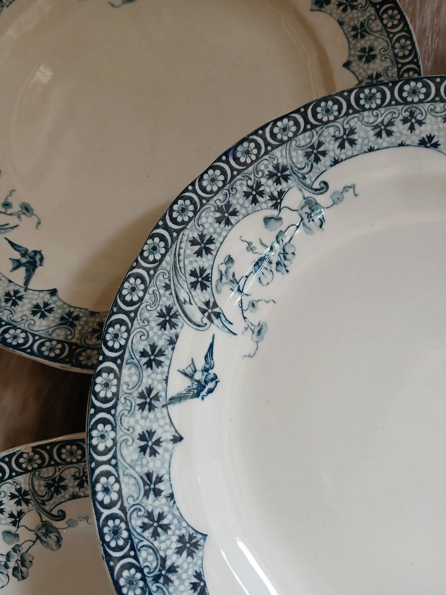 6 antique flat plates in ironstone