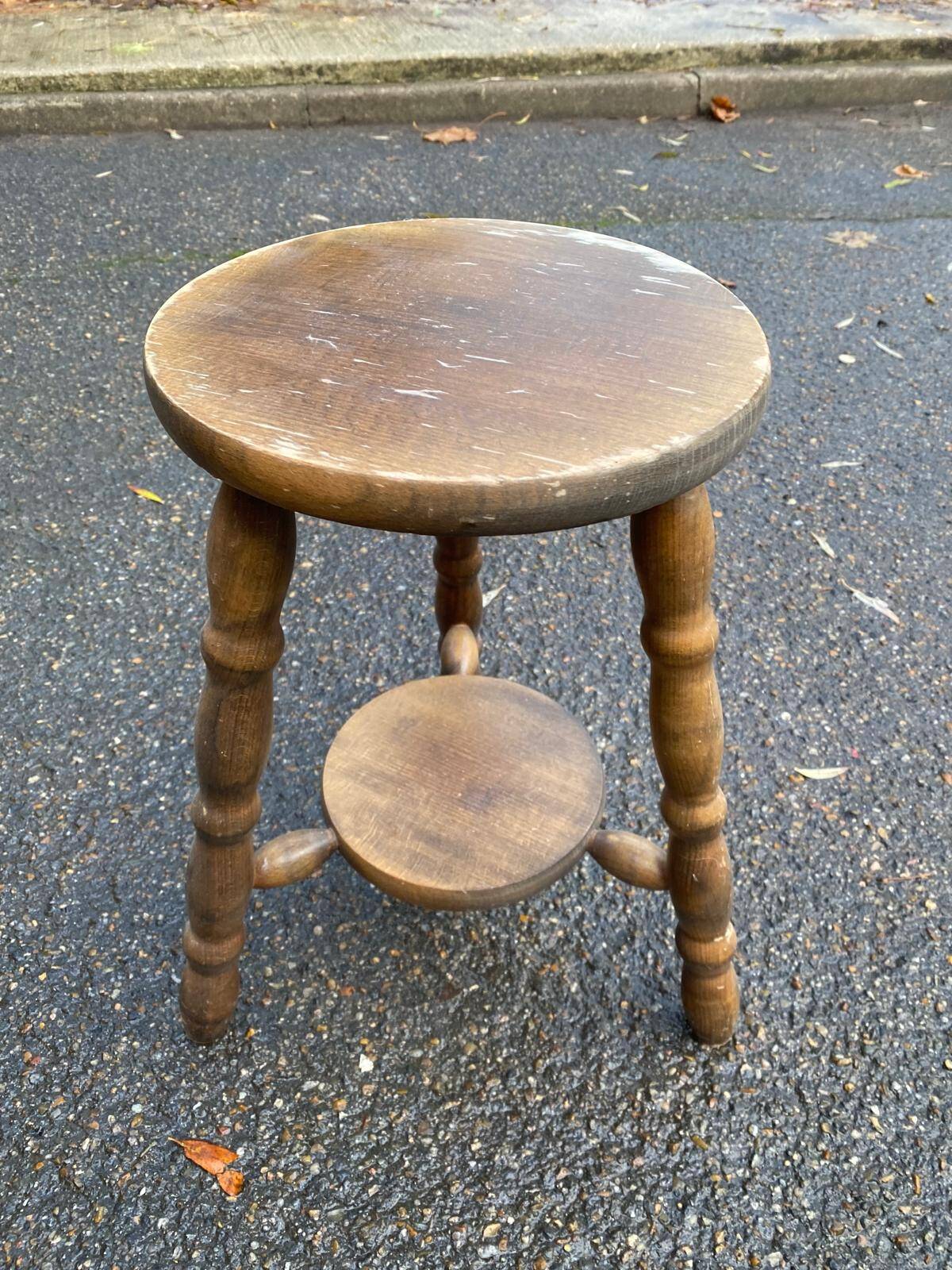 Tripod stool with turned solid wood legs