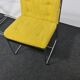 Un ensemble de 6 chaises à manger vintage à cadre métallique