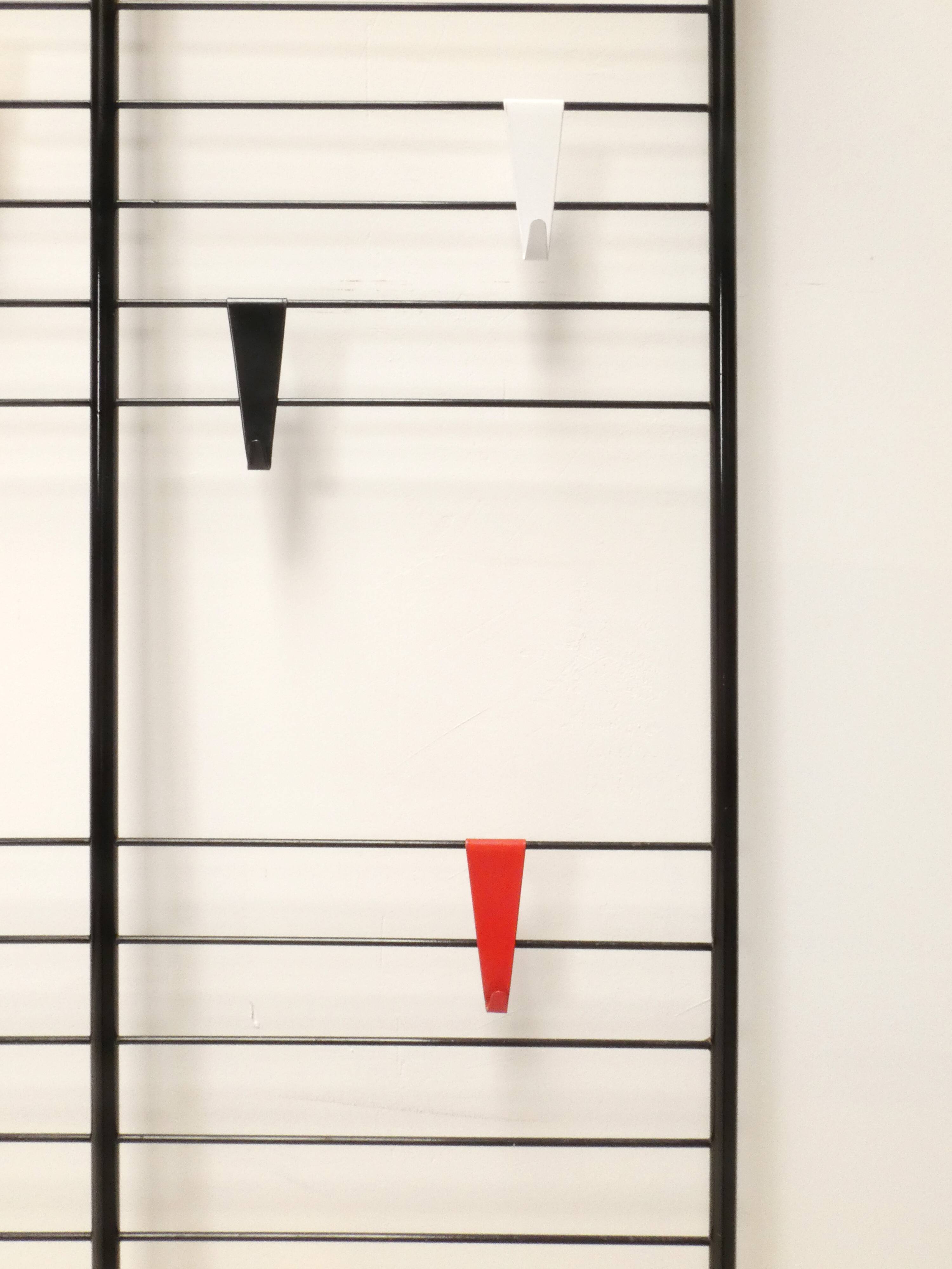 Portemanteau Toonladder – Coen de Vries pour DEVO