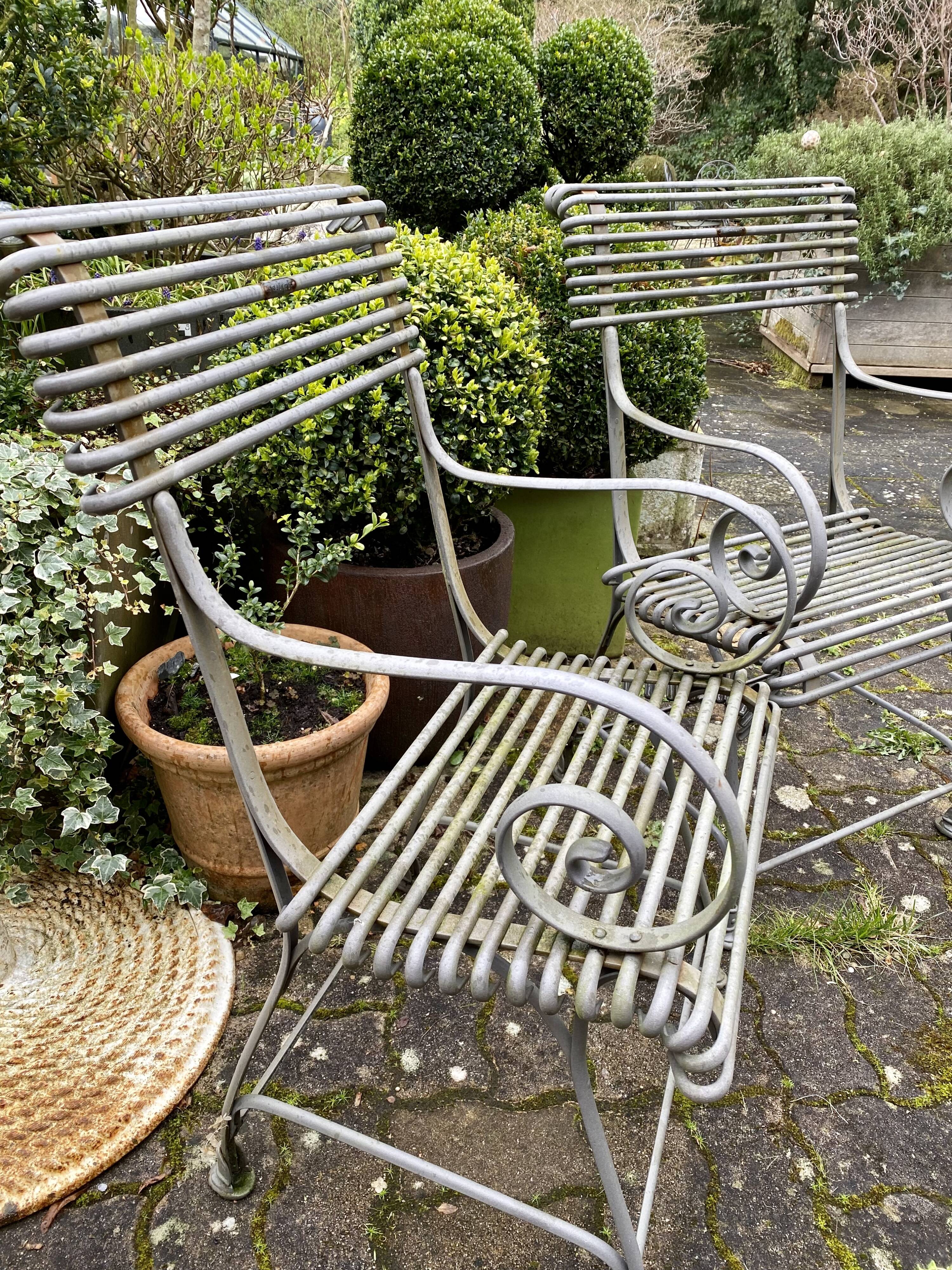 Lot de 2 fauteuils en fer forgé Saint Sauveur Arras