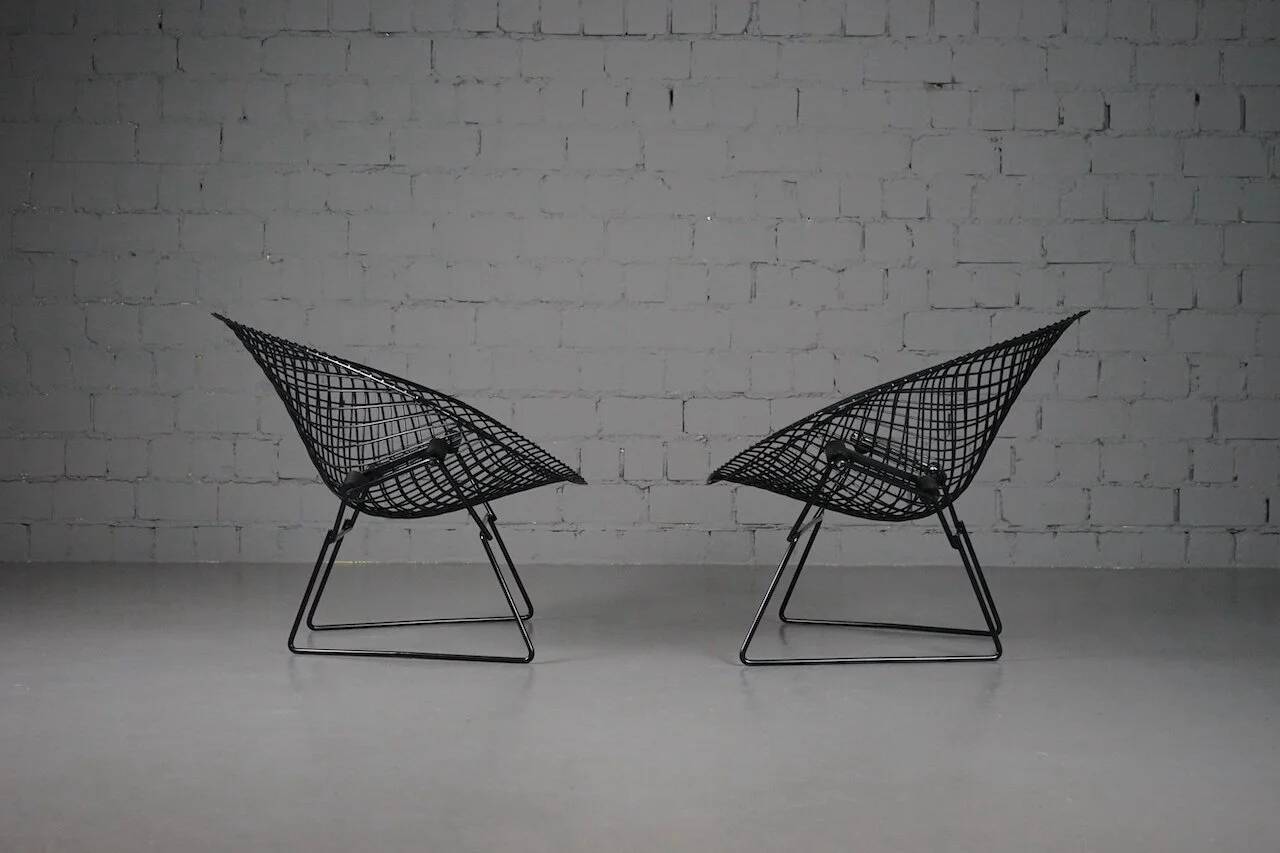 Diamond chair model 422 by Harry Bertoia for Knoll Int. (2/3)