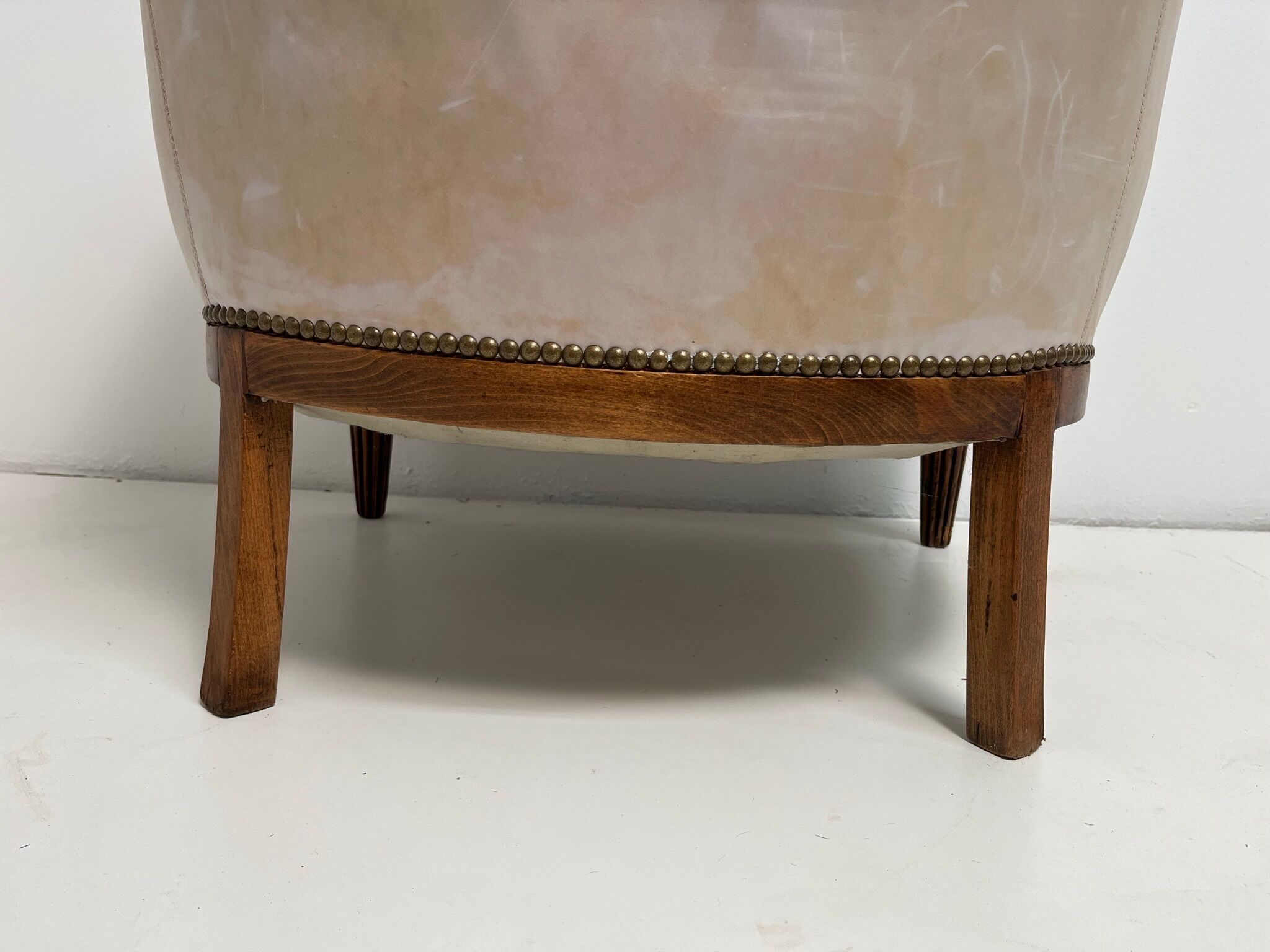 Skai barrel armchair from the 20s-30s