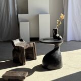 Sexy Neck - Solid wood side table (monoxyle) in organic shape colour