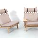 Pair of Scandinavian armchairs GE 375, with 1 pair of armrests.