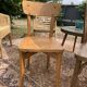 Duo de Chaises Vintage dont une Baumann Authentique – "Dans leur jus"