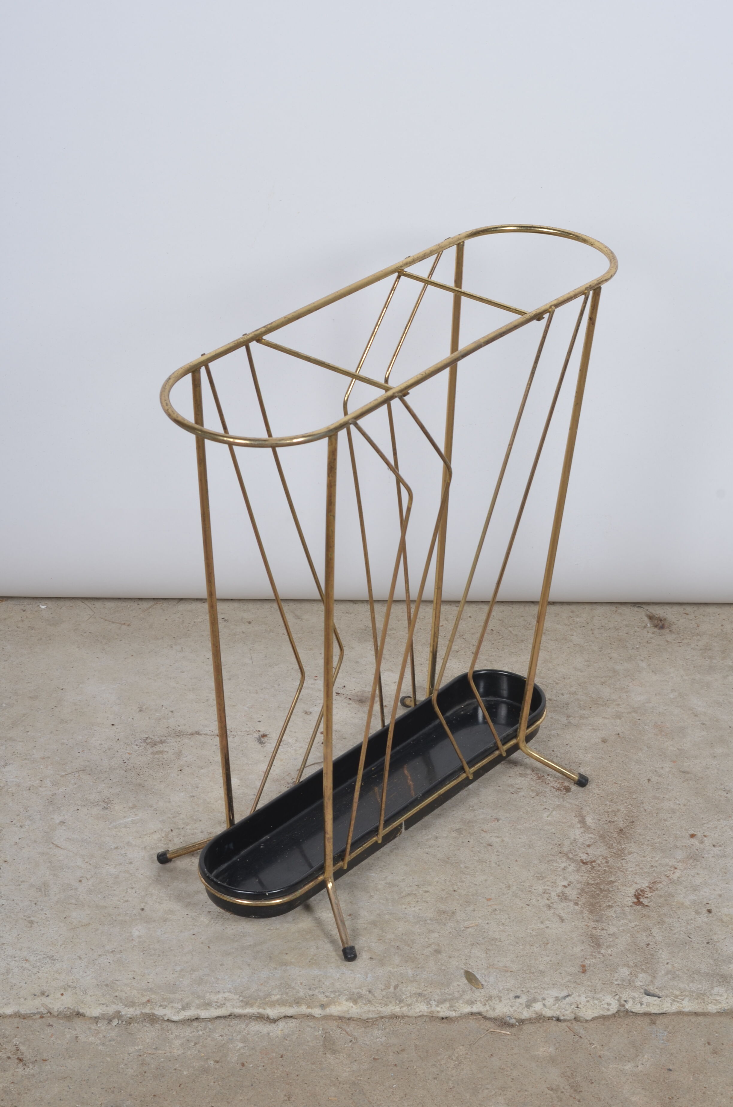 Golden metal umbrella door