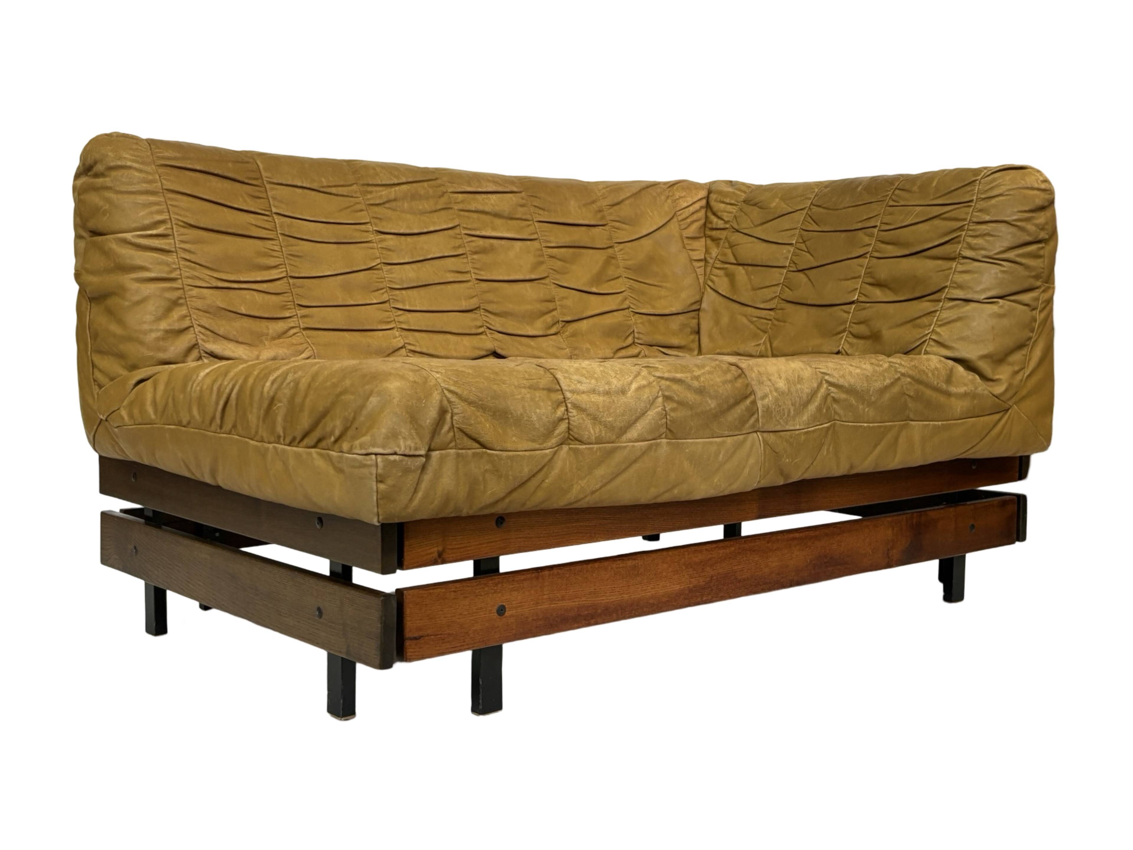 Canapé de salon Mid-Century en cuir cognac petit modèle