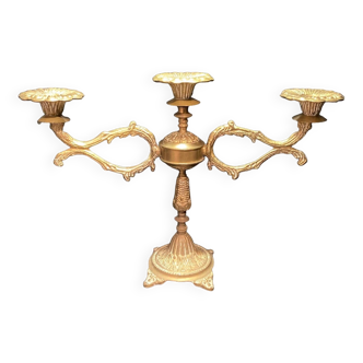 Metal candlestick with 3 candle holders