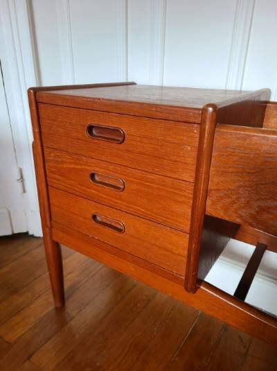 Scandinavian teak planter by Arne Wahl Iversen