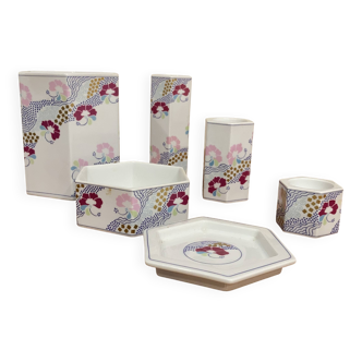 Set of five Scandinavian design ceramics.