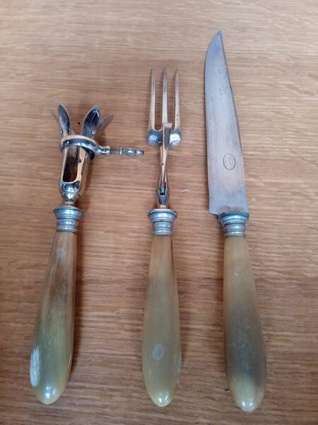 Vintage horn handle leg of lamb service