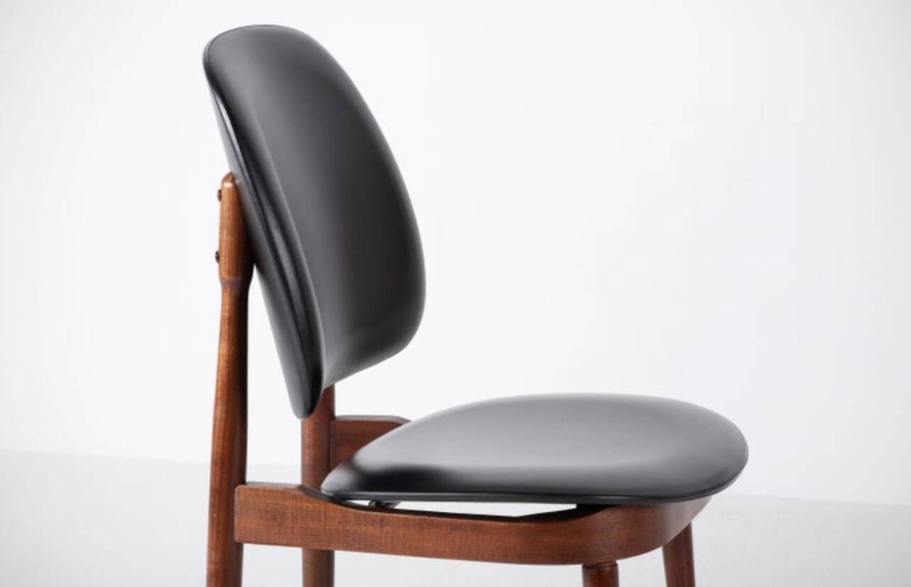 Vintage chair Pierre Guariche – model Pégase, Baum edition