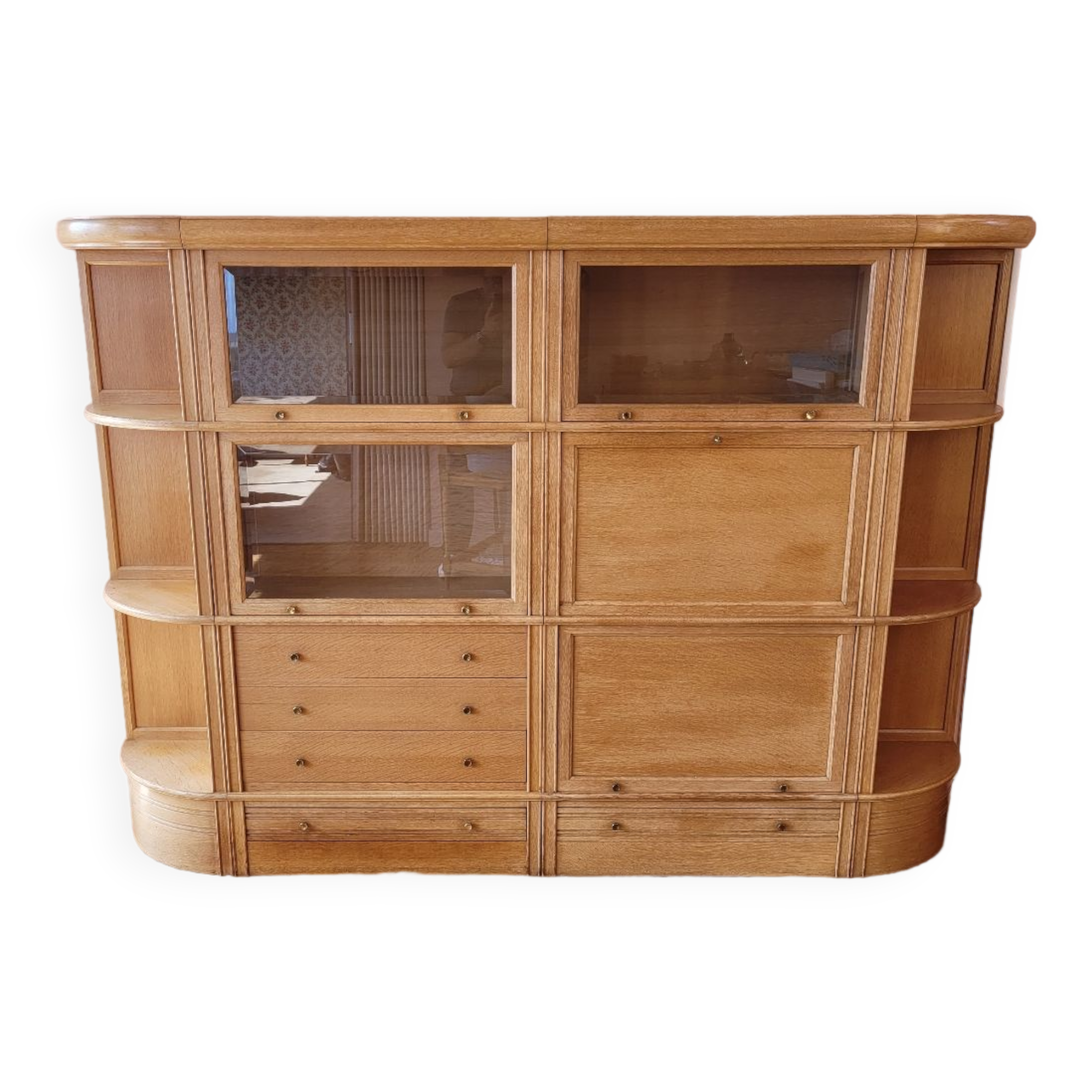 Furniture in MD modules with desk