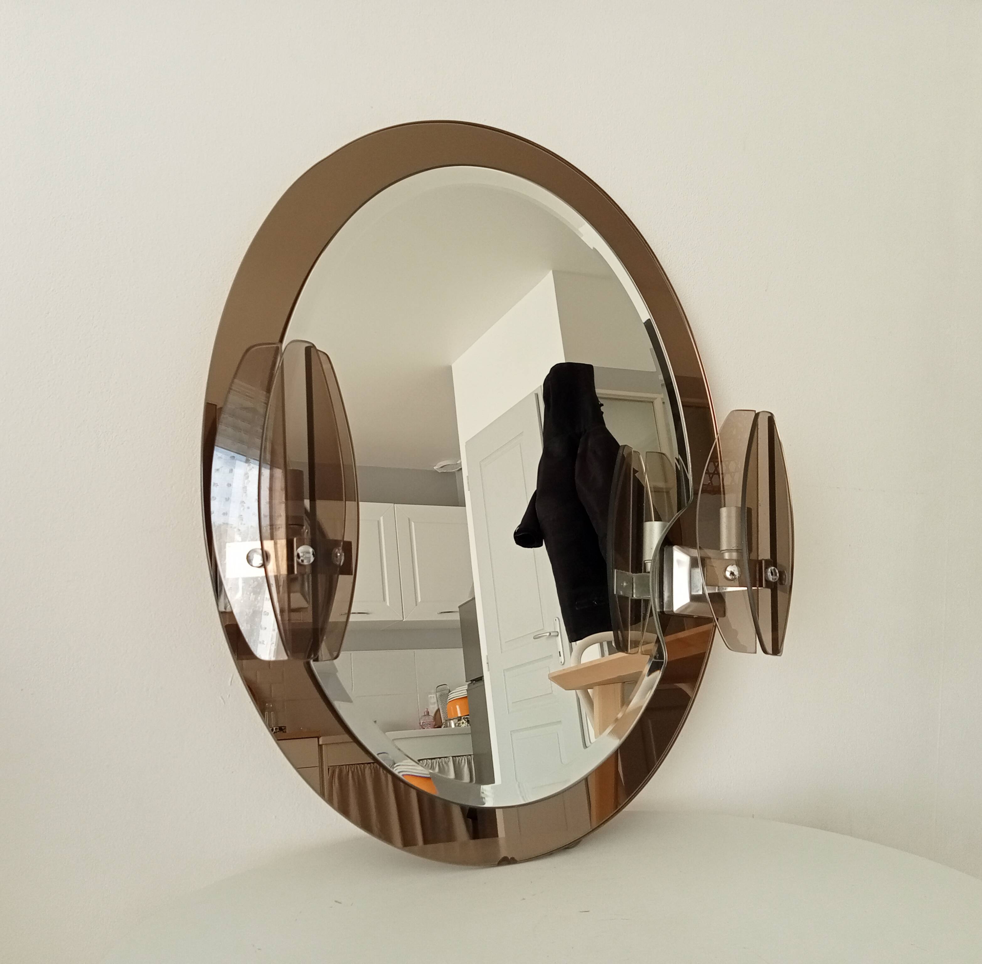 Bevelled illuminated mirror by Antonio Lupi, Luxor crystal, Italy, 1960s.