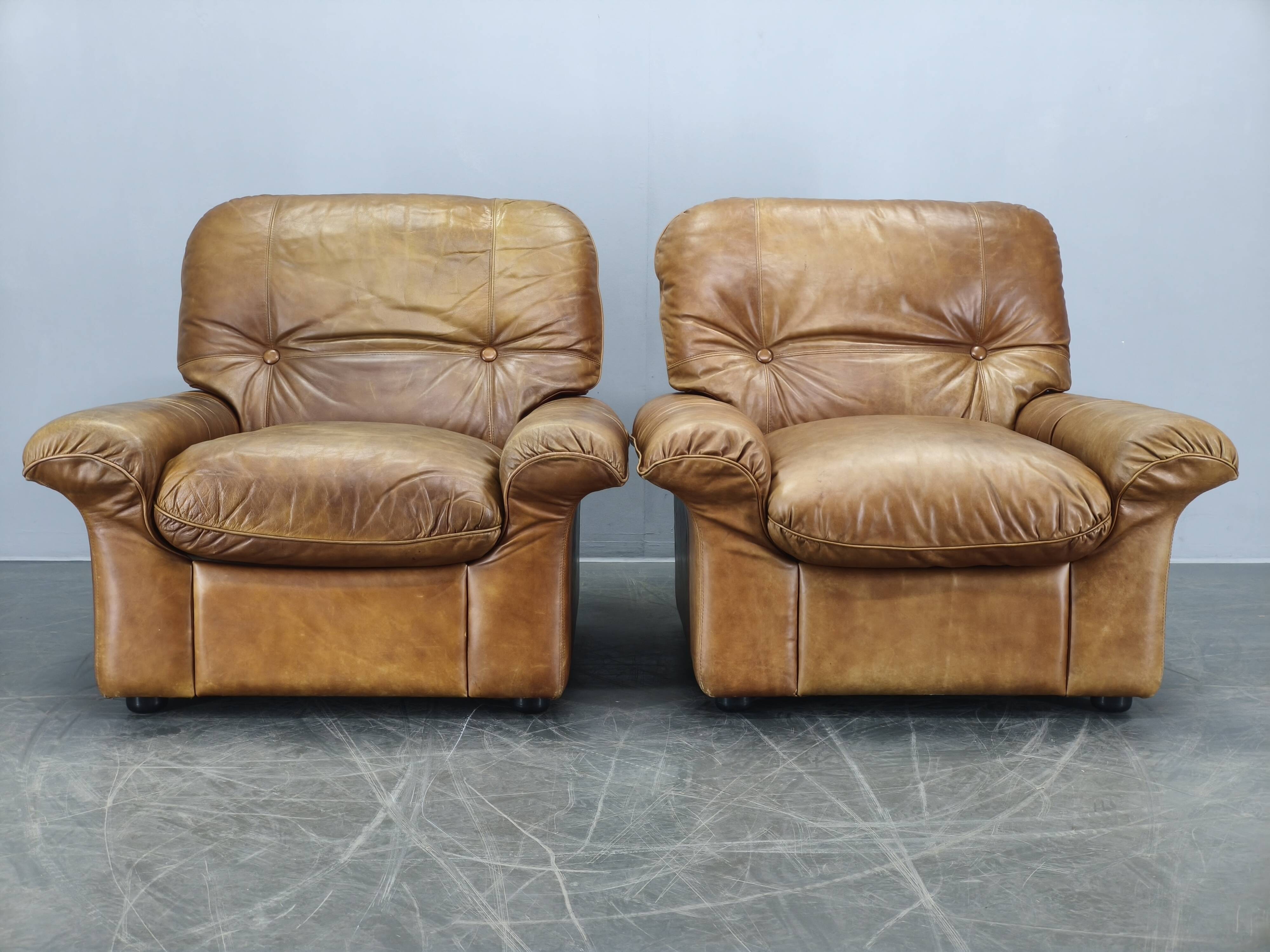 Pair of Arcon Italia Cognac Buffalo Leather Lounge Armchairs