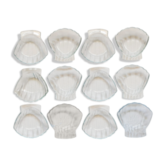 Set of 12 glass pyrex scallops - vintage