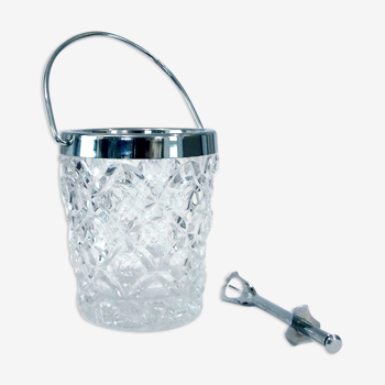 Ice bucket