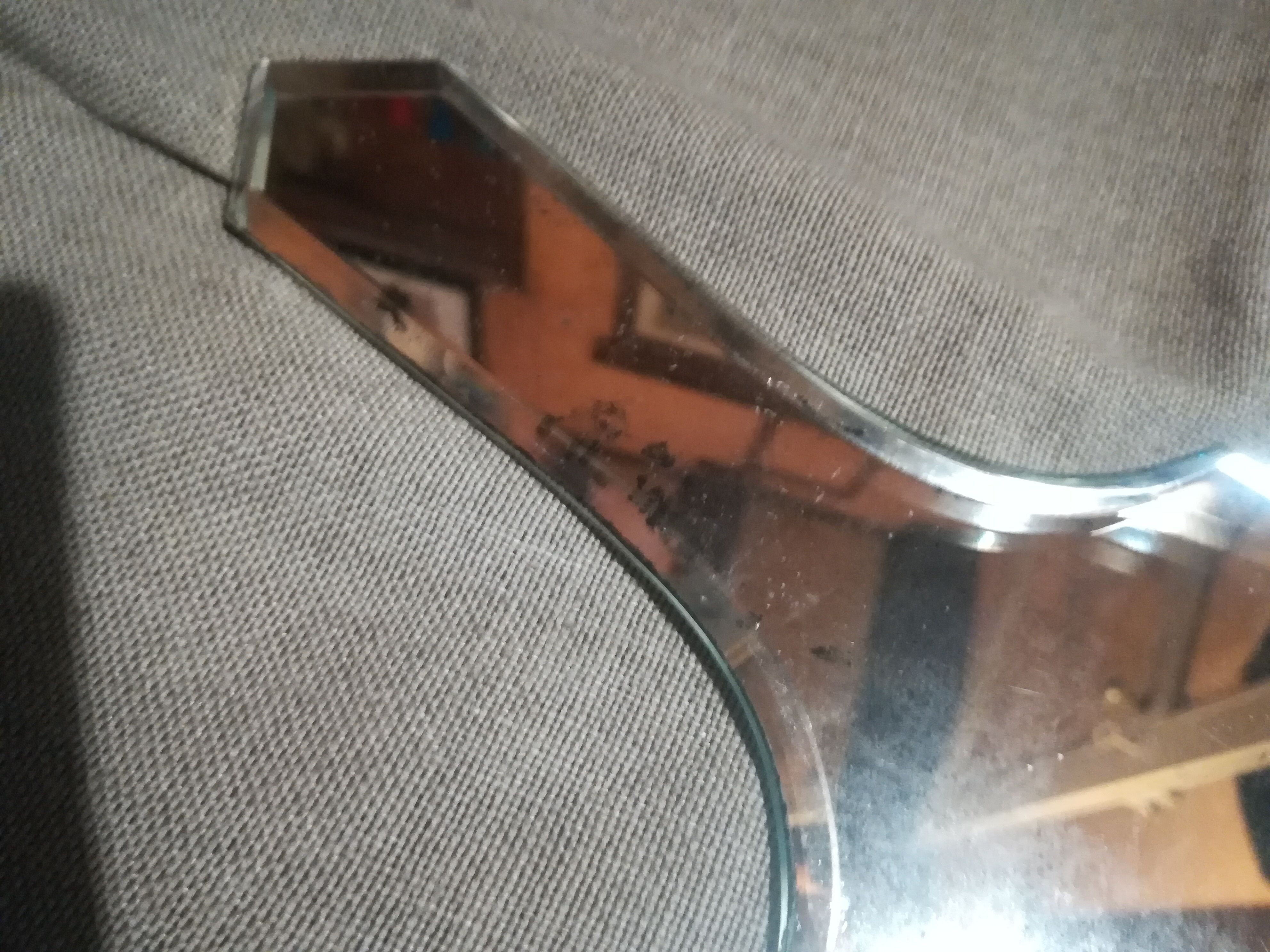 Hand-to-hand mirror - 25x14cm