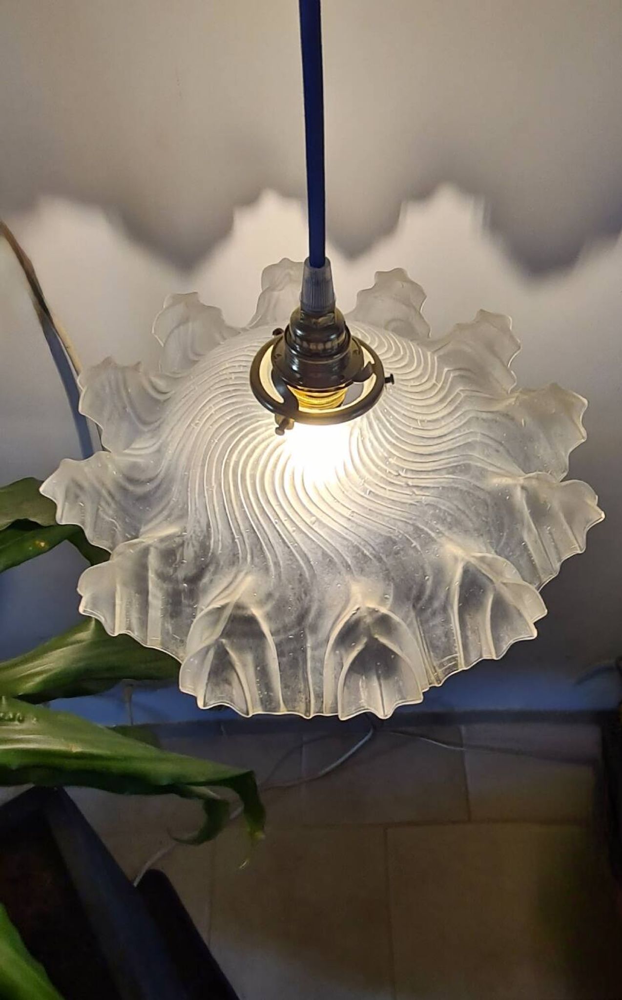 Suspension abat-jour vintage en verre dépoli