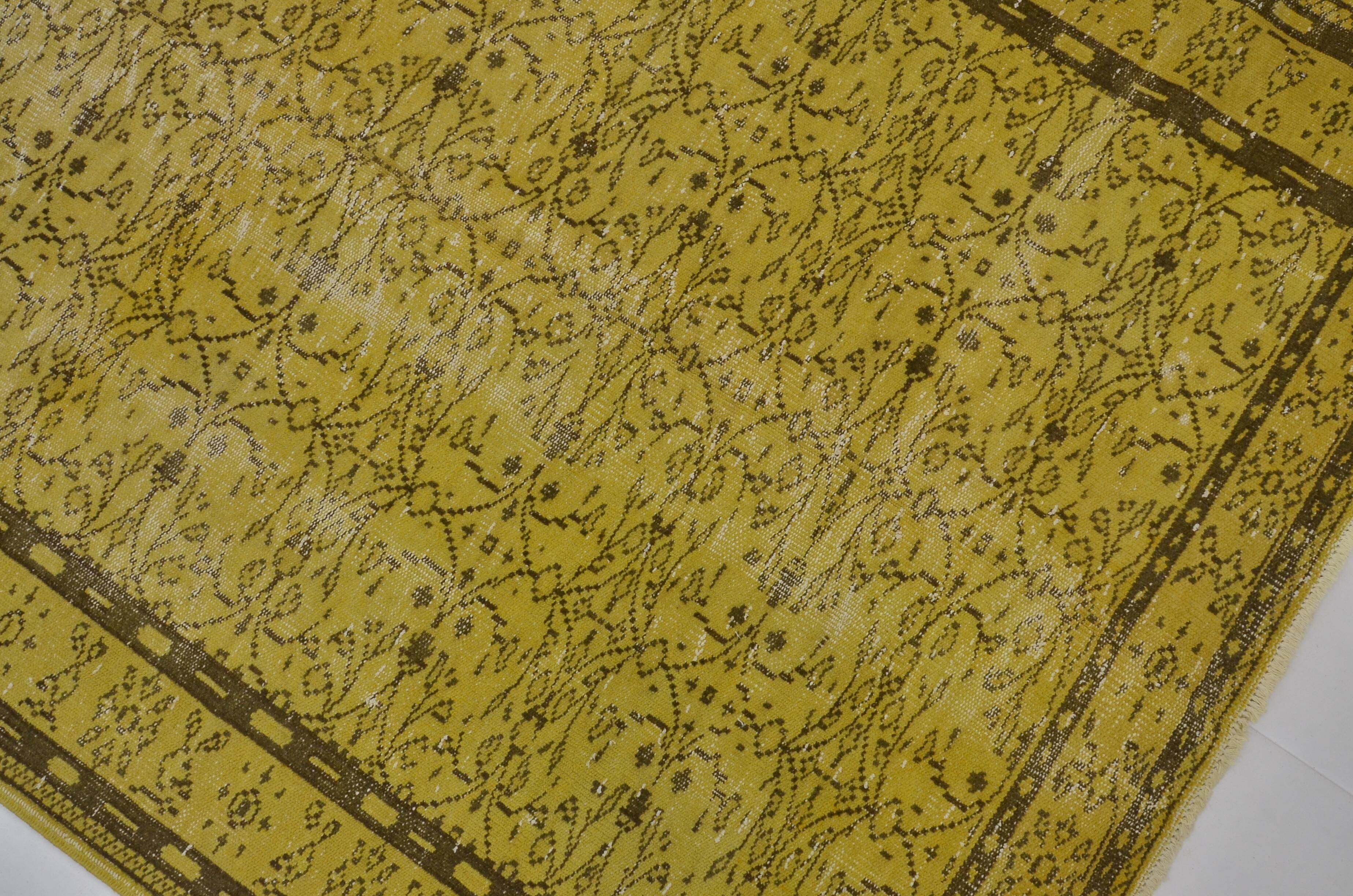 Tapis floral Oushak jaune