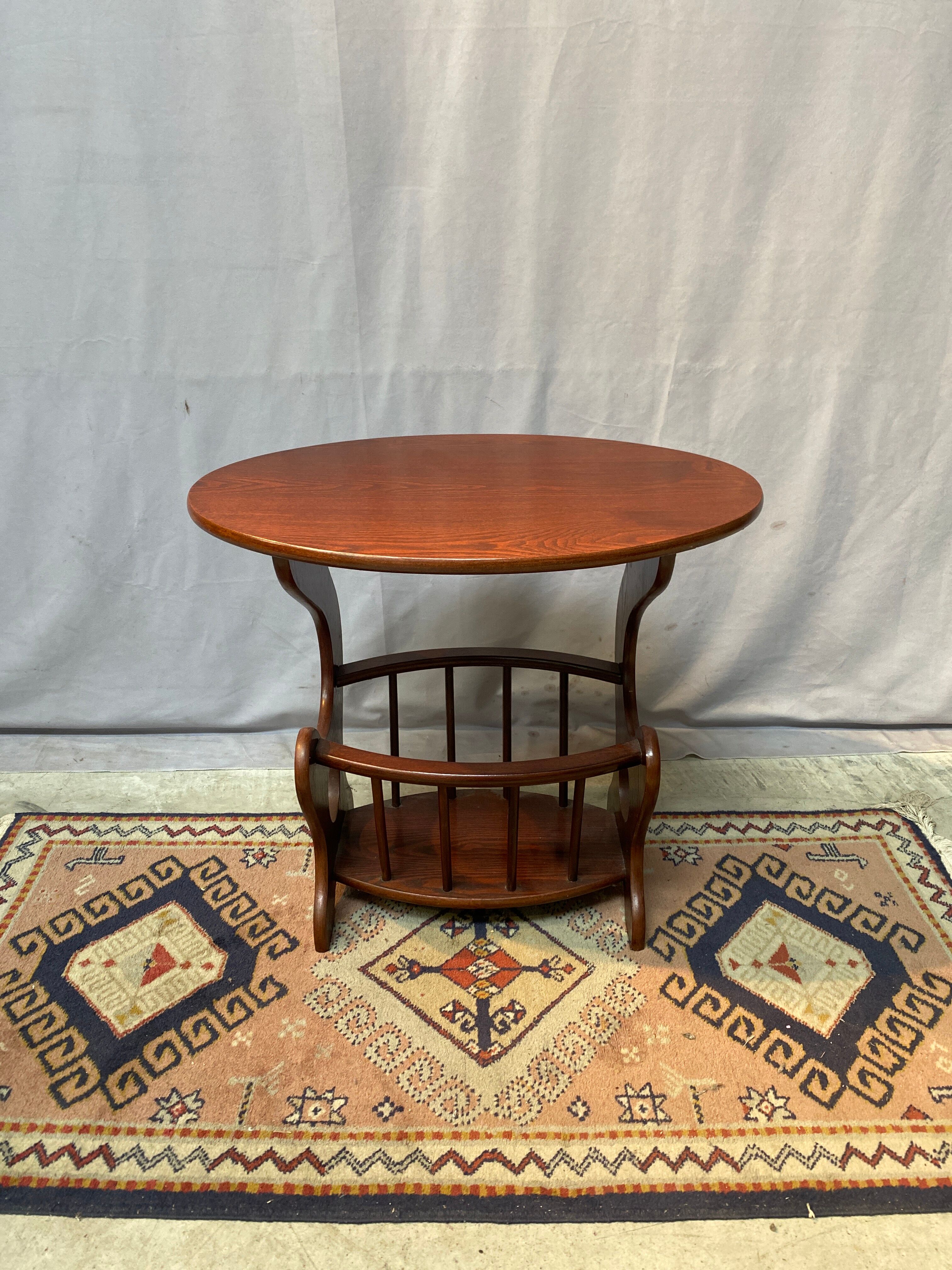 Wooden magazine rack