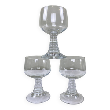 3 Roemer glasses