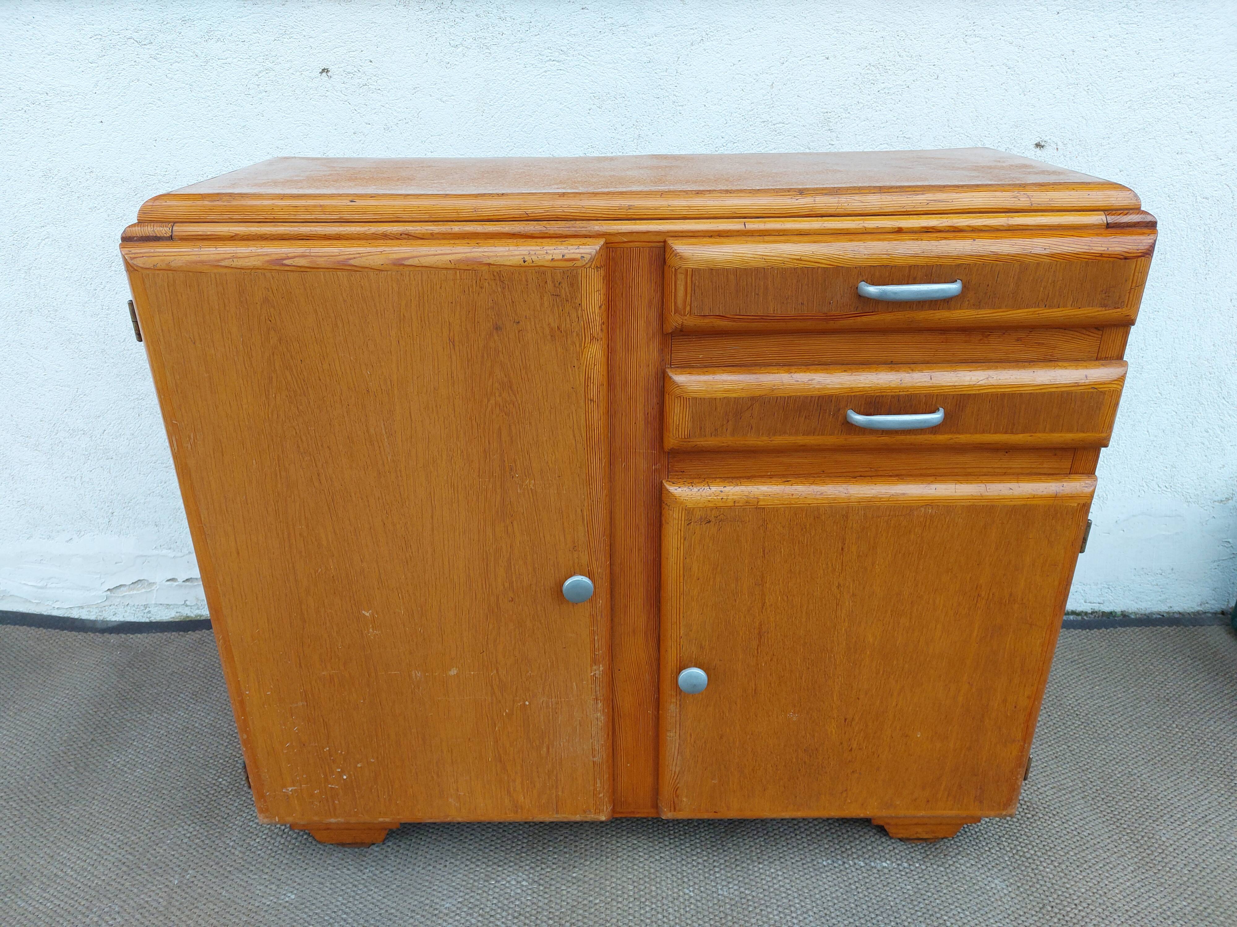 small Mado buffet, asymmetrical doors