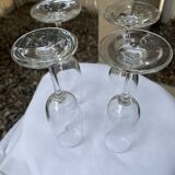 Set of 4 champagne flutes.