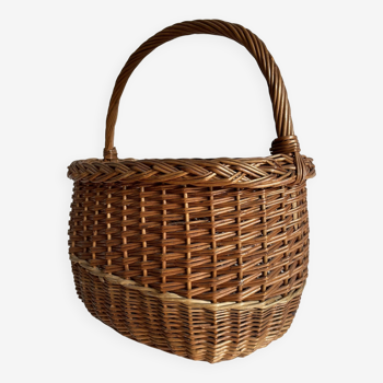 Vintage woven wicker basket