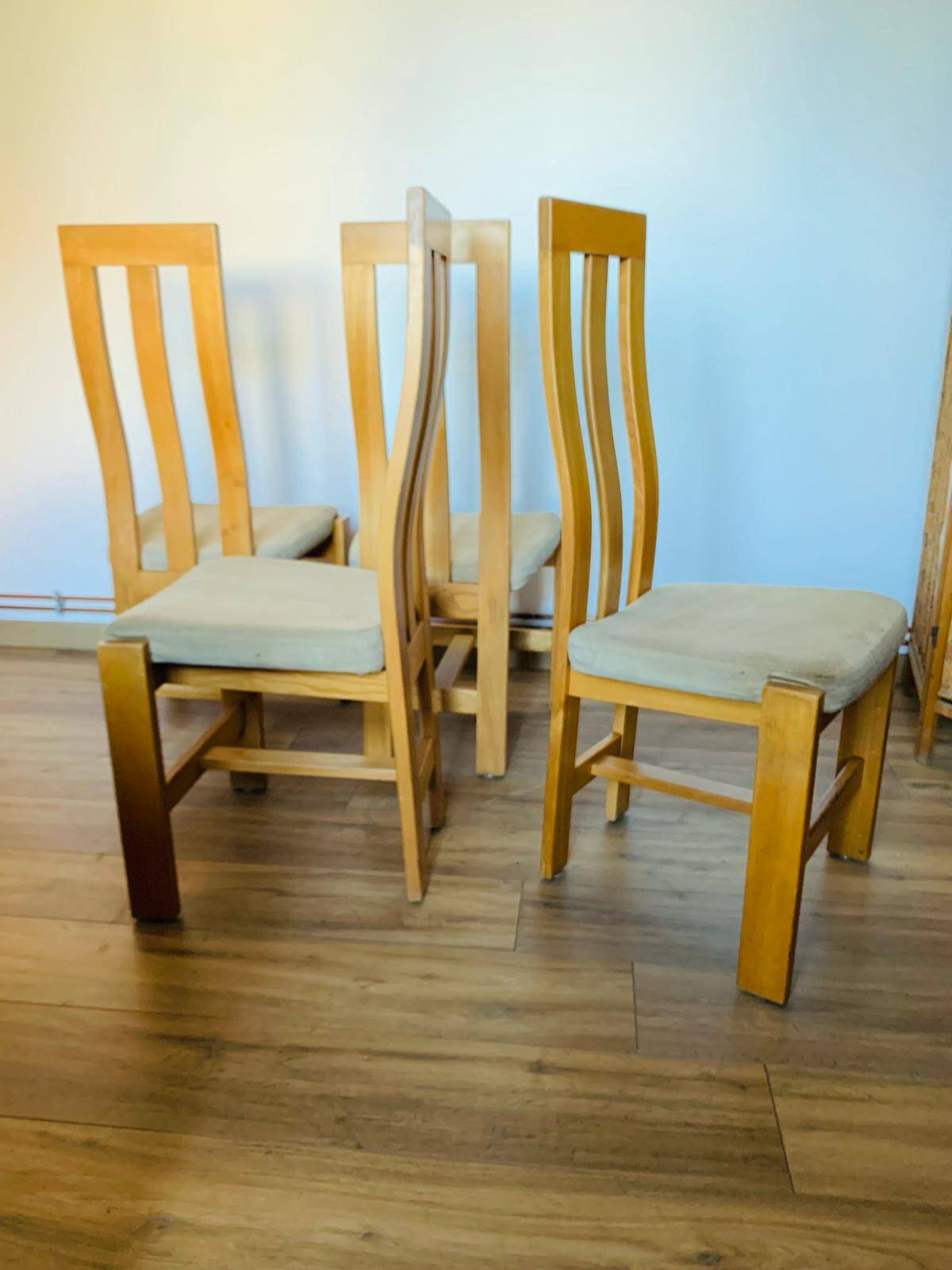 Set of 4 Regain chairs