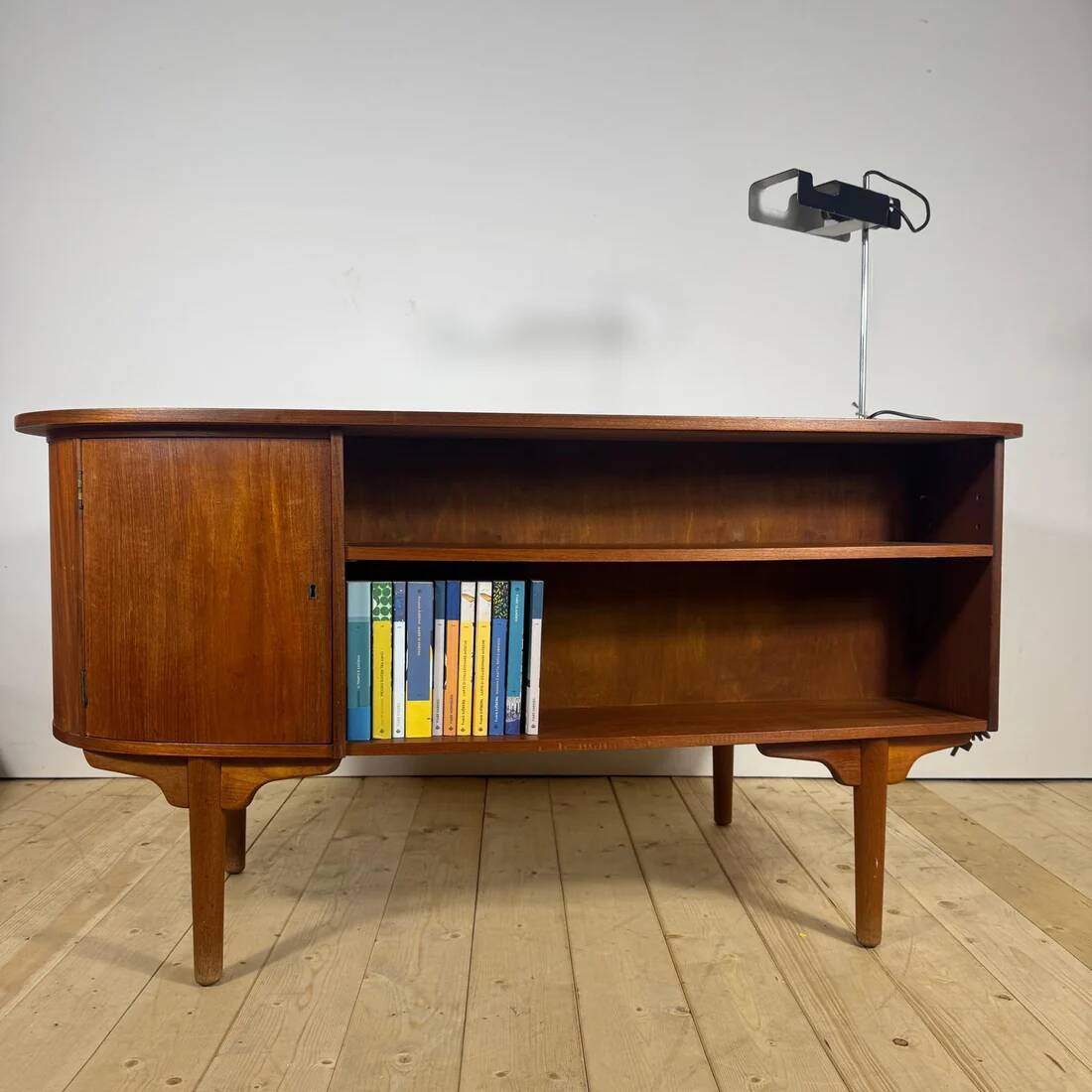 Vintage teak desk by H.P. Hansen – Mid-century elegance for refined interiors