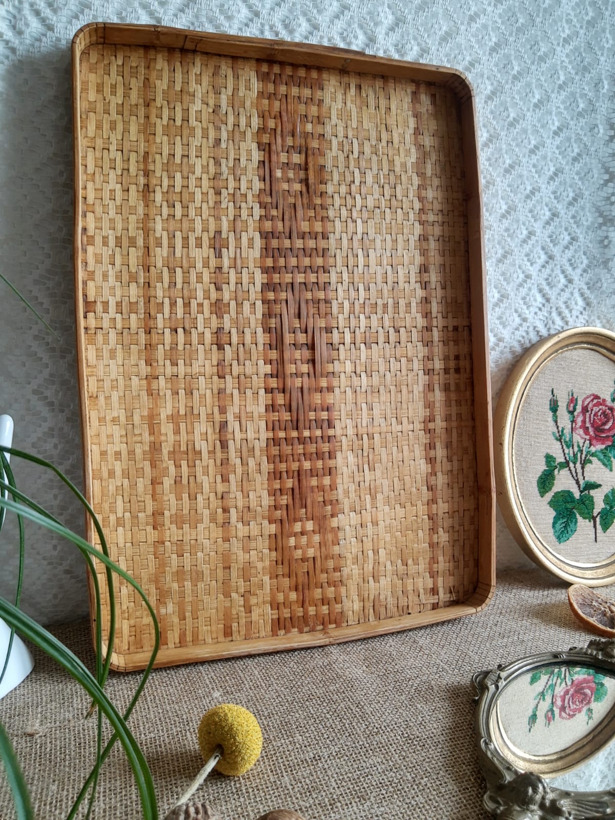 Rectangular braided bamboo top - vintage
