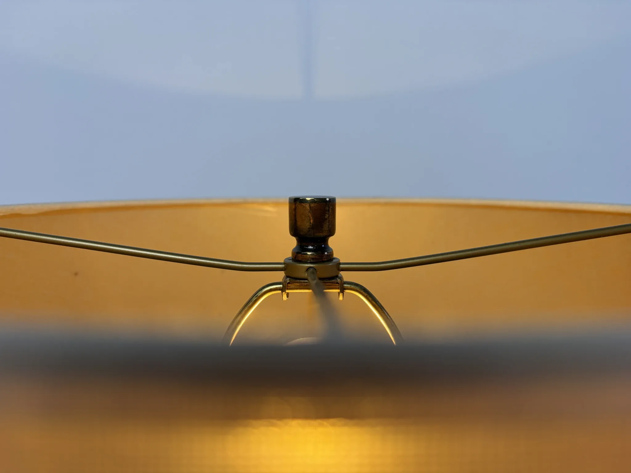 Pair of vintage lucite table lamps, 1980s