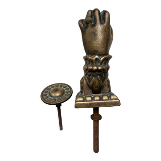 Ancien heurtoir de porte bronze forme main