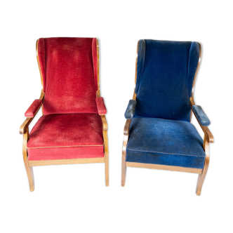 Fauteuils rembourré de velours bleu et d’acajou conçu par Frits Henningsen. La chaise est grande v