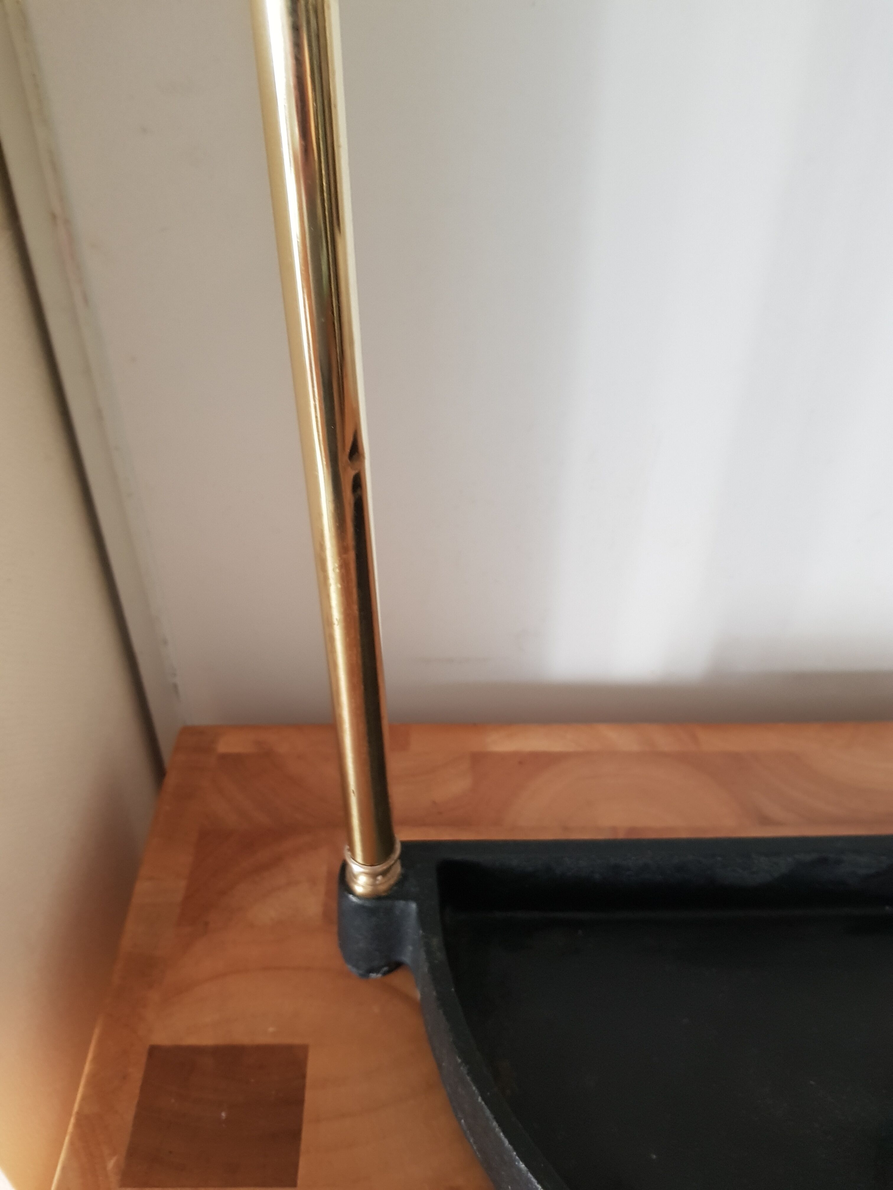 Brass umbrella holder