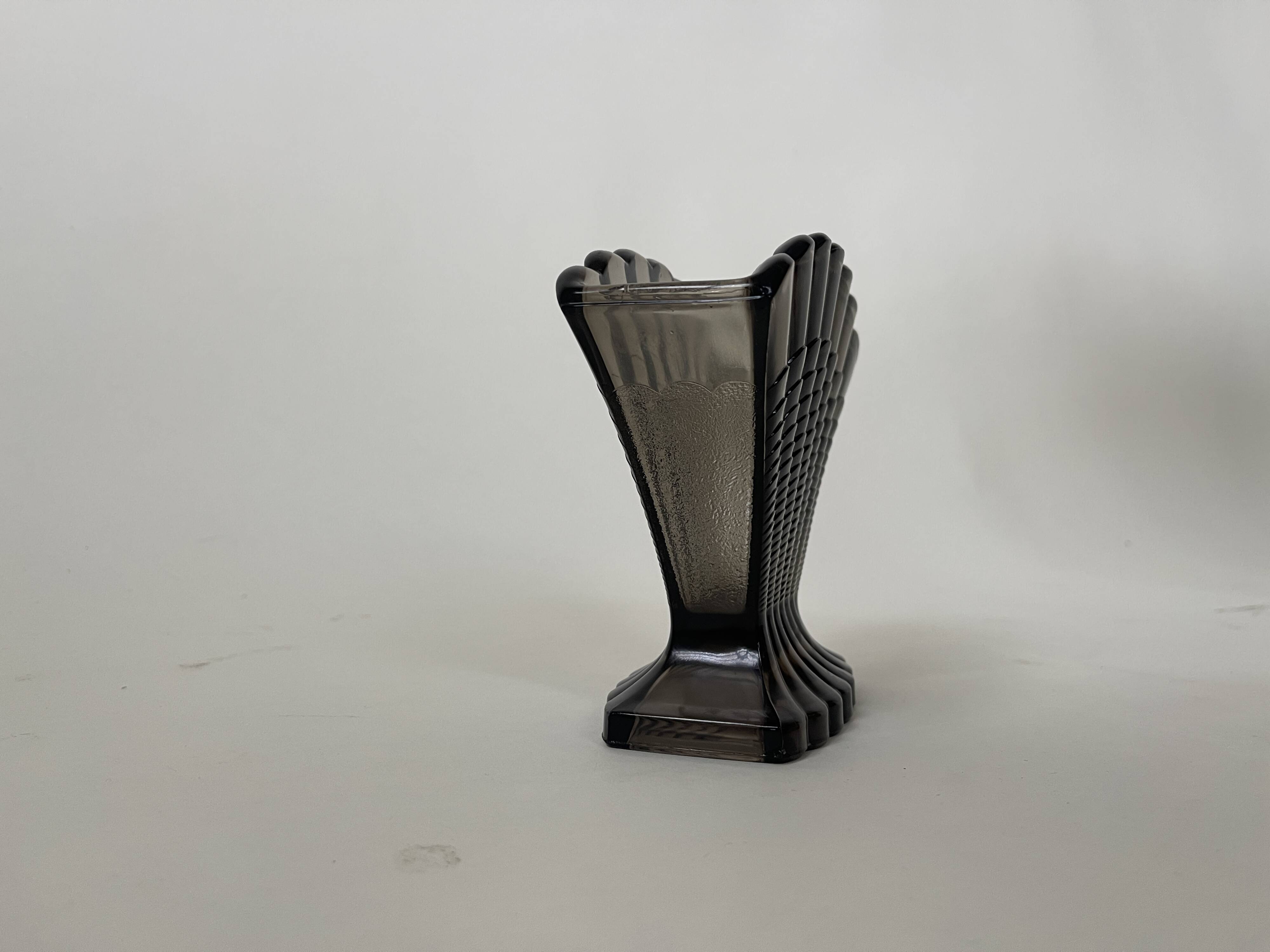 Art Deco Smoked Glass Shell Vase